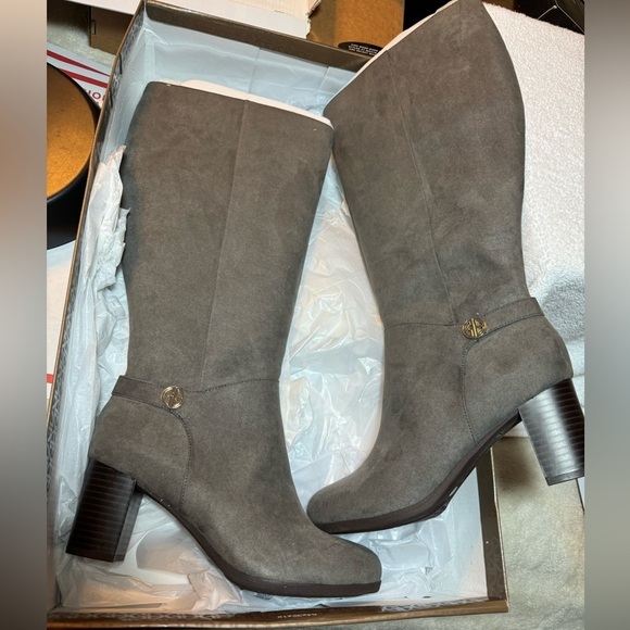 Giani Bernini Adonnys Memory Foam Boots - Picture 9 of 9